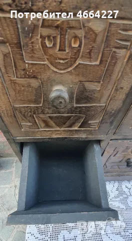 Уникално старинно дървено шкафче / комод – Ръчна дърворезба (Етно/Племенен стил), снимка 12 - Антикварни и старинни предмети - 55601046