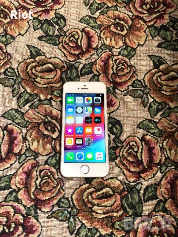 Продавам iPhone 5s 