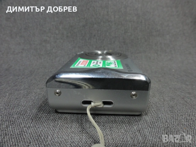 ЦИФРОВ ФОТОАПАРАТ FUJIFILM FINEPIX F20 SUPER CCD 6.3MP DIGITAL CAMERA Y2K DIGICAM, снимка 9 - Фотоапарати - 54817871