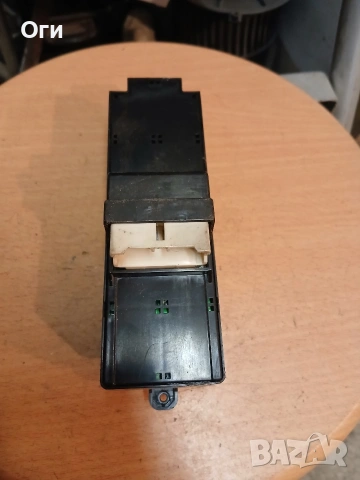 Бутони ел.стъкла за Киа Рио 621W10070, снимка 2 - Части - 54368904