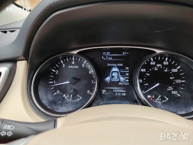 Nissan, снимка 8 - Автомобили и джипове - 54493343