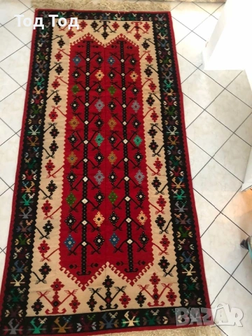 Килим малък , снимка 2 - Килими - 54272760