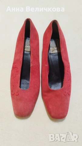 Обувки, снимка 4 - Дамски обувки на ток - 54366315