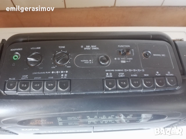 Радиокасетофон SANYO , радио NORD MENDE и Neywa 402., снимка 2 - Антикварни и старинни предмети - 51097242
