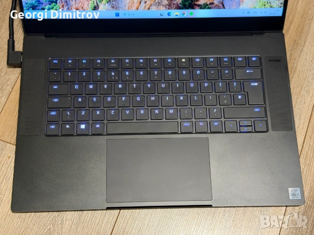 Razer Blade 15 Advanced i7-10875H/16RAM/512NVMe/RTX 2070 Super MAX-Q, снимка 3 - Лаптопи за игри - 54686761