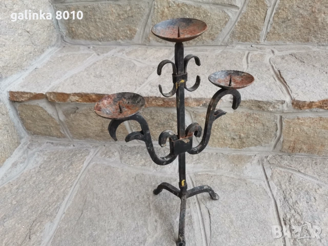 Стар свещник, снимка 3 - Антикварни и старинни предмети - 53963553