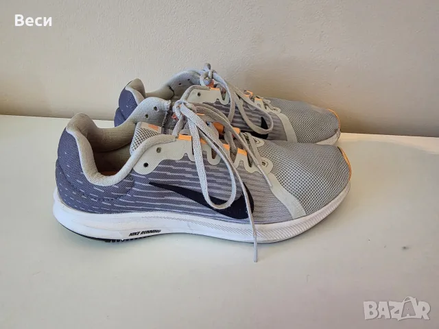 Дамски маратонки Nike, снимка 4 - Маратонки - 55448079