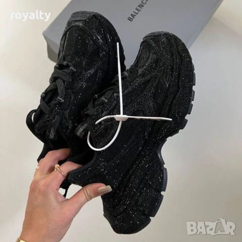 Balenciaga Нови Черни Дамски Маратонки с Камъни и Кутия 