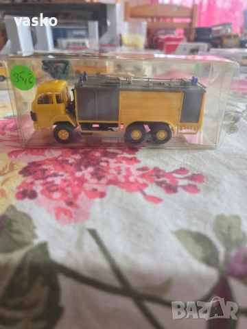 WIKING 1:87  SAURER