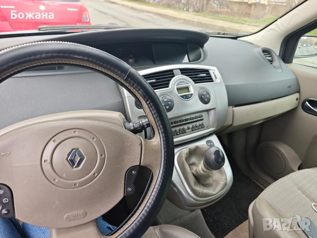 Renault Megane Scenic , снимка 3 - Автомобили и джипове - 53993660