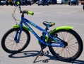Продавам Детски велосипед DRAG Rush 20" – Синьо и Неоново Зелено (Отлично състояние), снимка 1