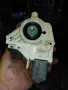 Моторче за ел. стъкло Предно Ляво за Audi A6 C6 (4F) - 4F0959801A, снимка 2