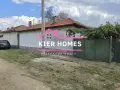 Реновиран имот с две жилищни сгради в с. Стрелци, обл. Пловдив , снимка 2