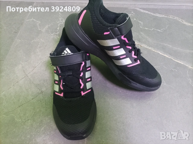 Детски маратонки Adidas, снимка 3 - Детски обувки - 54942230