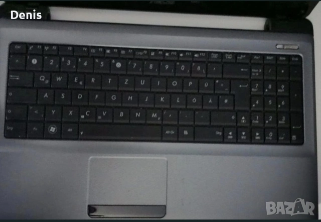 Лаптоп Asus на части