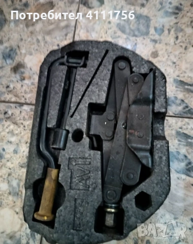 Крик за рено меган, снимка 2 - Мобилна смяна на гуми/джанти - 54165796