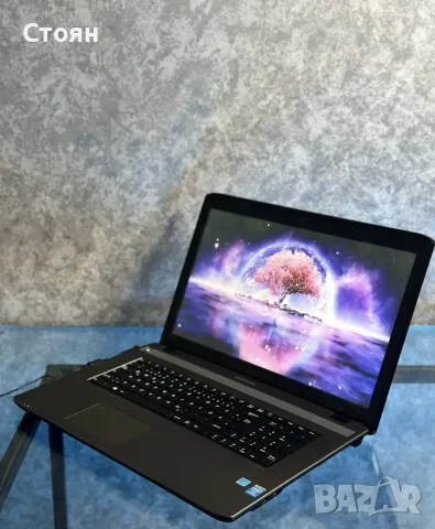 Medion Akoya E7226T Touch Screen 17.3 Windows 10, снимка 3 - Лаптопи за дома - 55563411