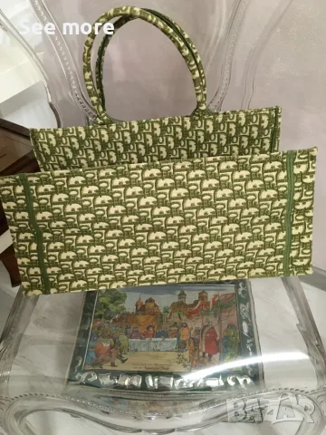 Christian Dior Large Oblique Book Tote in Green чанта, снимка 5 - Чанти - 54932294
