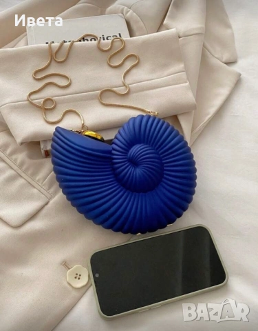 Дамска чанта, снимка 3 - Чанти - 53979129