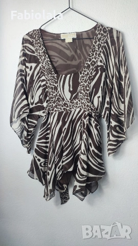 Michael Kors shirt M