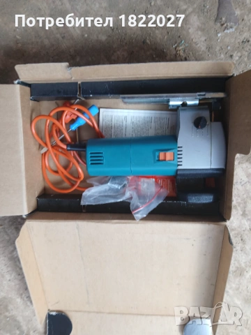 подвижно шкафче за инструменти, стойка за оберфреза, пергели, прав ъгъл, длета, снимка 18 - Други инструменти - 53800969