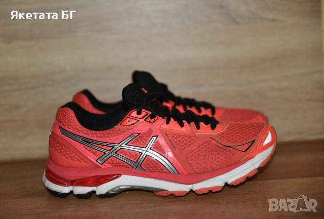 Asics GEL оригинални маратомки, размер 39
