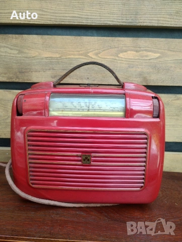 Рядко антикварно лампово радио Grundig „Kleiner Boy“ (1951 г.)