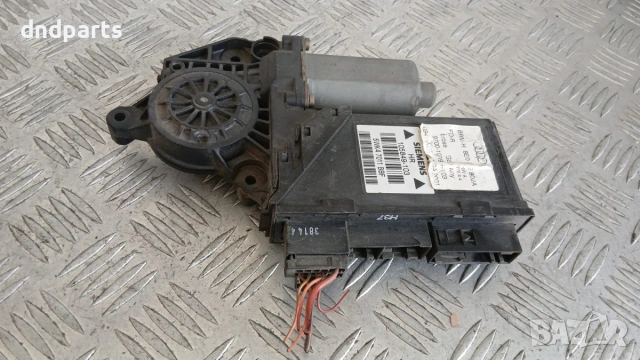 Моторче стъклоповдигач Audi A4 2002 (задно дясно) 105849-103 5WK47011BBF