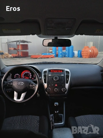 Kia ceed 2011, снимка 5 - Автомобили и джипове - 53991877