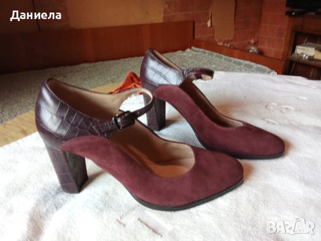 Продавам дамски официални, много елегантни обувки CLARKS, Естествена кожа, снимка 2 - Дамски обувки на ток - 53685760