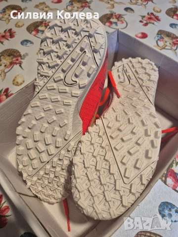 Спортни обувки Nike, снимка 4 - Маратонки - 54013790