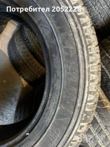 227/70/17 Michelin , снимка 2 - Гуми и джанти - 55162953