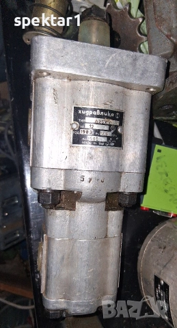 Двойна хидравлична помпа а 72 X, снимка 3 - Индустриална техника - 36040825