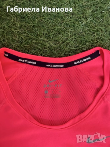 Дамска тениска  с мрежести панели Nike Dri - FIT, снимка 5 - Тениски - 55479929