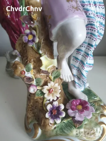 Meissen фигура 34см-1,5кг/Майсен порцеланова статуетка на момиче с цветя, снимка 12 - Статуетки - 55606434