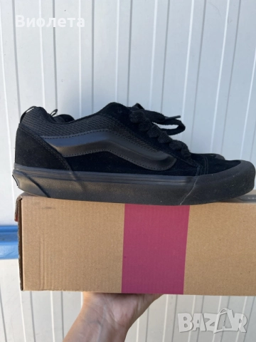 VANS KNU SKOOL номер 42, снимка 2 - Кецове - 55637077