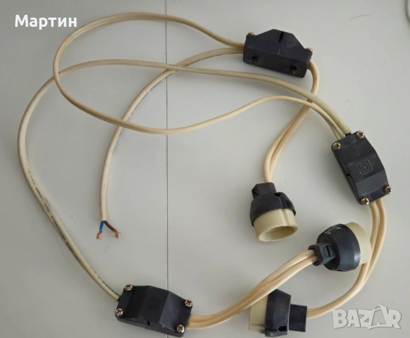 Три броя луни и фасунги GU10, снимка 3 - Лампи за таван - 53983907