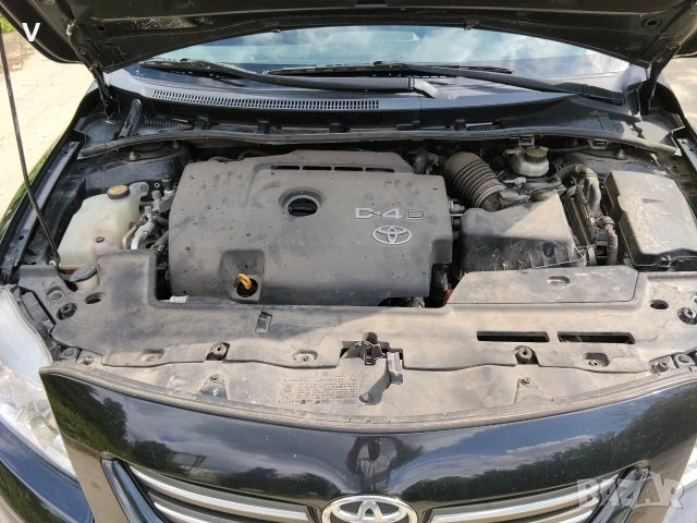Toyota Corolla 2.0 D4D 126kw, снимка 9 - Автомобили и джипове - 54391255