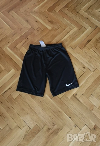 Оригинални юношески къси гащи Nike за деца 13-14г , снимка 4 - Други - 54633710