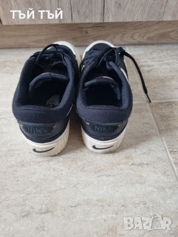 Дамски маратонки Nike, снимка 5 - Маратонки - 55456162