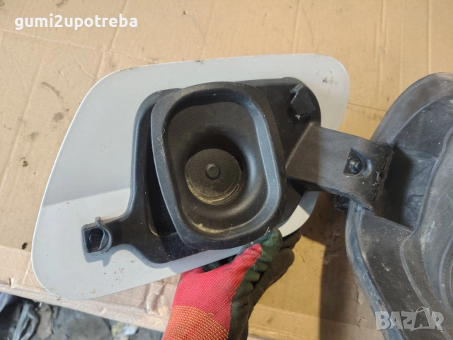Капак Резервоар Зарядно Гнездо 10A809857C Volkswagen ID.3 E11 pro, снимка 2 - Части - 55188573