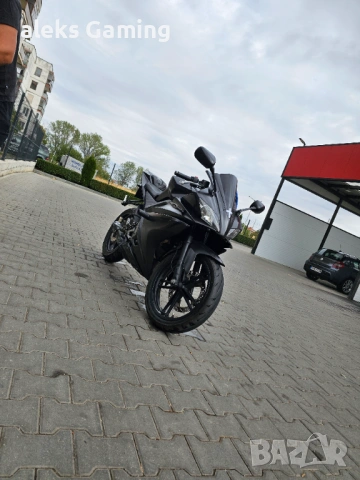 Yamaha yzf r125