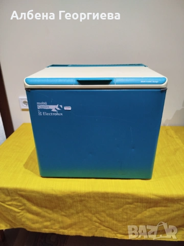Хладилник MOBIL COOLER ELECTROLUX 12 V/220 V/ GAZ , снимка 5 - Хладилни чанти - 54944833