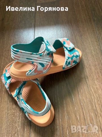 Детски сандали Adidas, номер 27 , снимка 4 - Детски сандали и чехли - 54286075