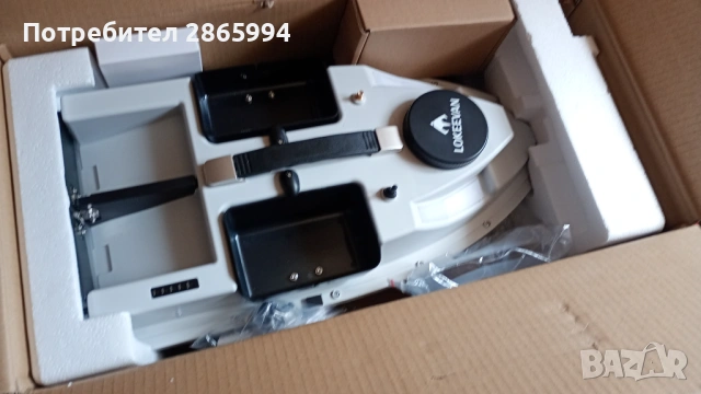 Продавам лодка за захранка D19D GPS , снимка 2 - Екипировка - 54251874