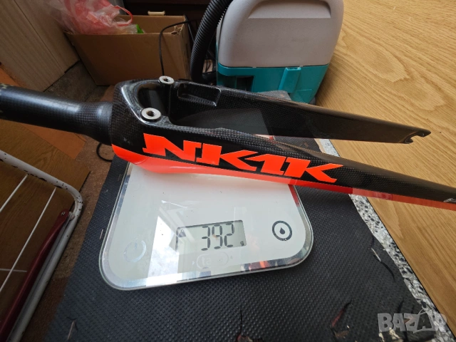 Велосипедна вилка Cipollini NK1K , снимка 2 - Части за велосипеди - 54654643