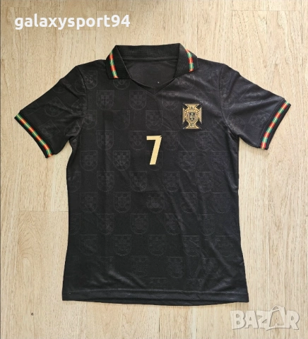 Екип с Чорапи Black Ronaldo Португалия Комплект Роналдо Португалия, снимка 2 - Футбол - 54417102