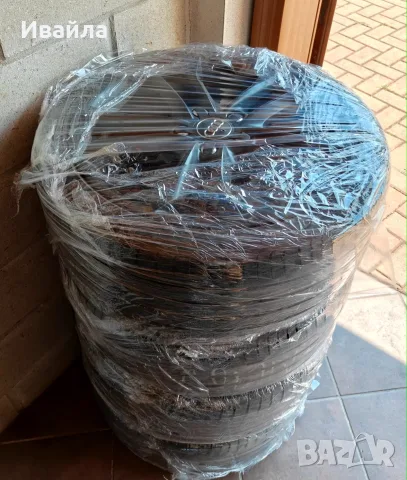 Джанти с гуми 18 Ауди а4 а5, снимка 4 - Гуми и джанти - 55351254