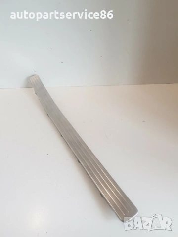 Прагова лайсна / покривна лента за преден десен вход за Porsche Cayenne 4.5 (2005) 7L0853656A 