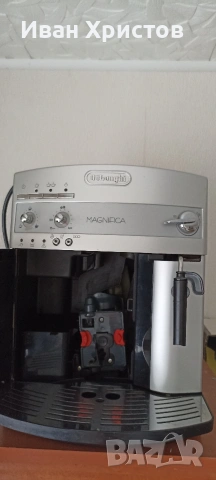 Кафемашина DeLonghi Magnifica (роботизирана / пълен автомат), снимка 2 - Кафемашини - 54811326